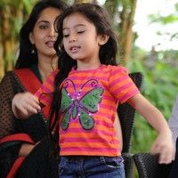 Deiva Thirumagal Child Artist Baby Sara Images Pictures Gallery | Picture 52057